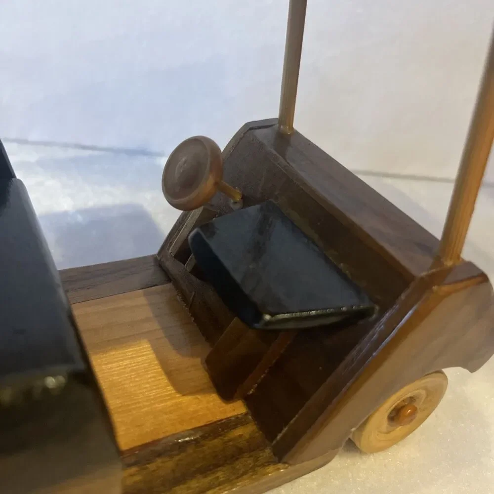 wooden golf cart rolling wheels pegs desktop golf decor